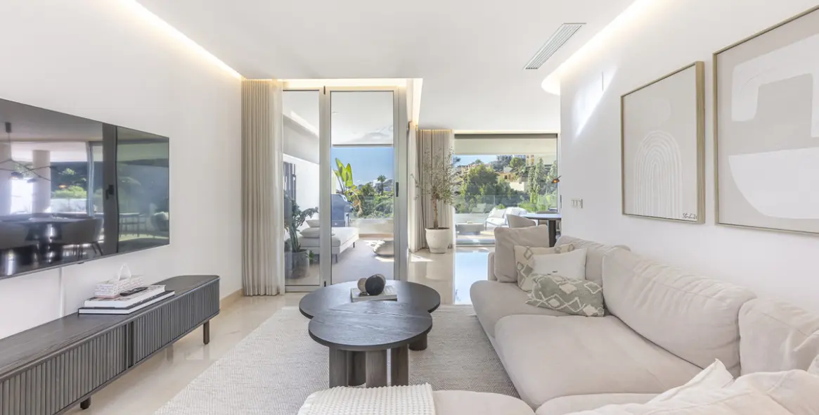 Sale of penthouse duplex in Benahavís (district Benahavís) 8