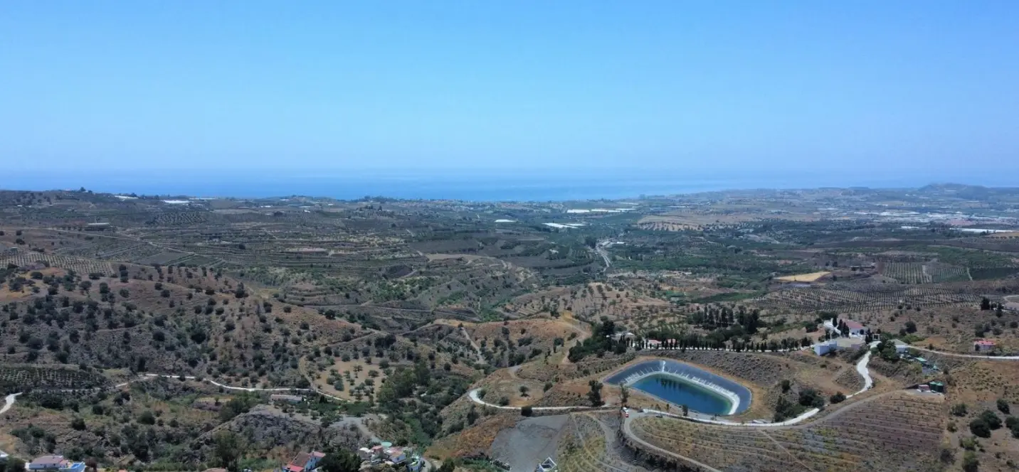 Sale of residential plot in Vélez-Málaga 0