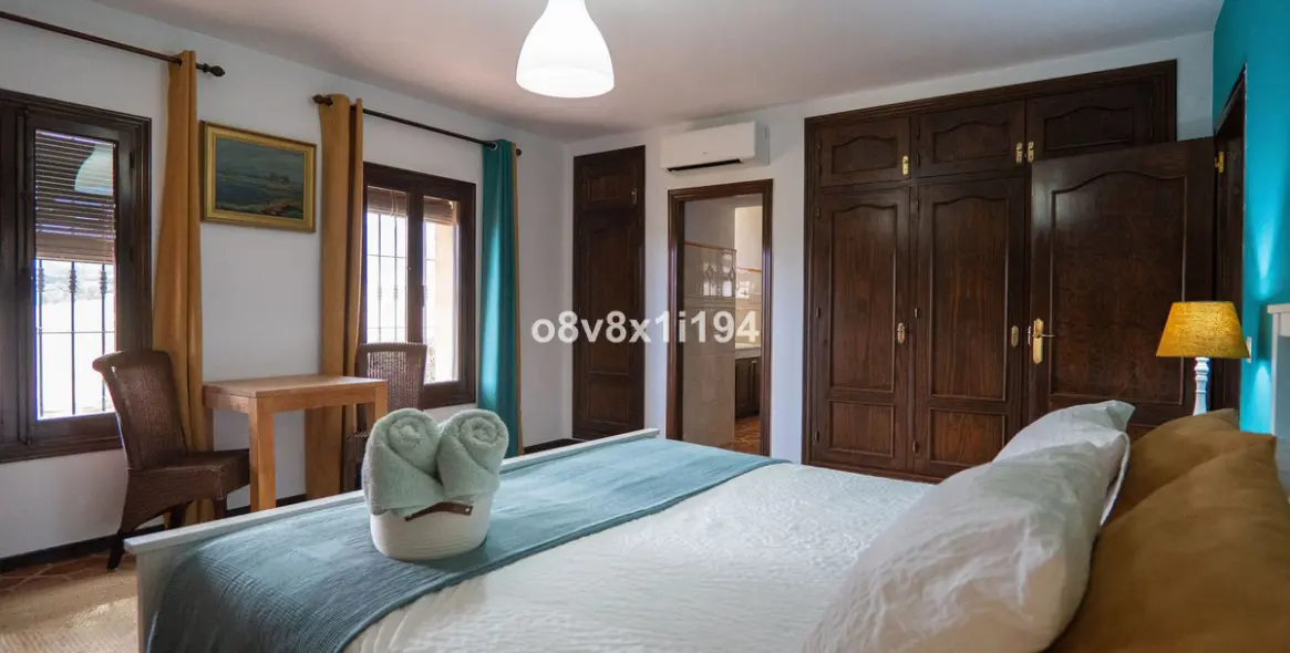 Продажа финки в Alhaurín de la Torre 11