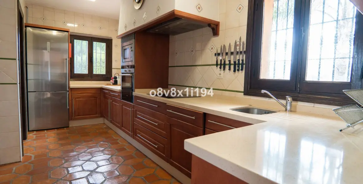 Продажа финки в Alhaurín de la Torre 18