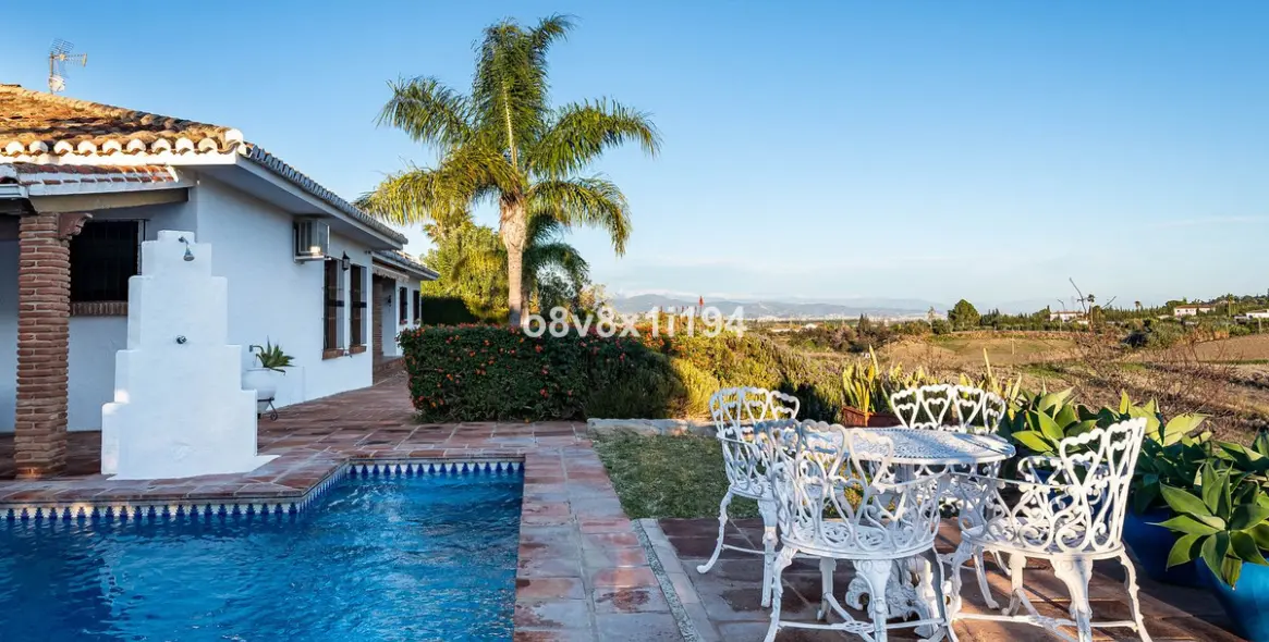 Sale of finca - cortijo in Alhaurín de la Torre 42