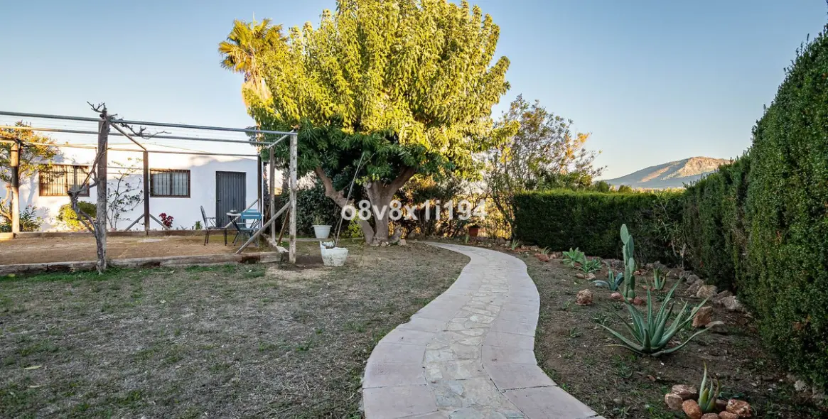 Sale of finca - cortijo in Alhaurín de la Torre 46
