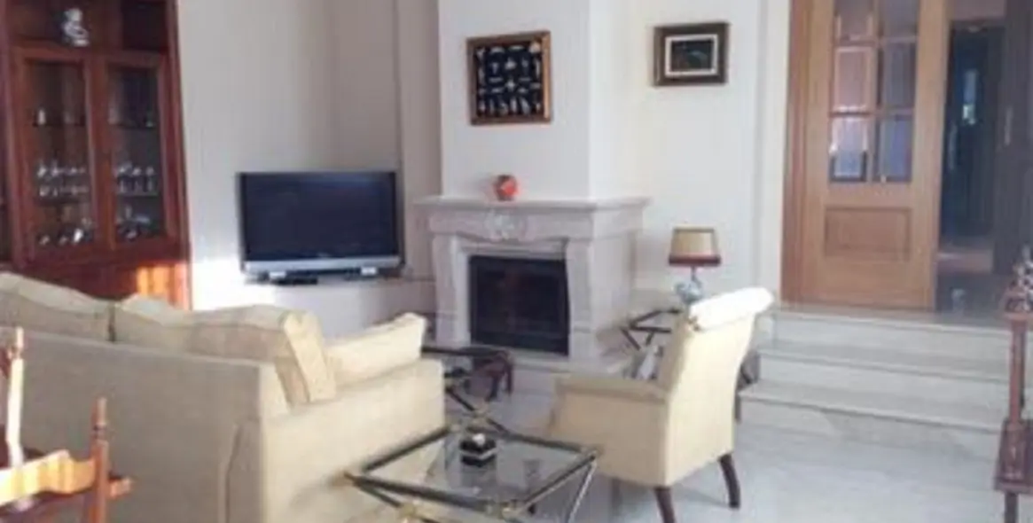 Продажа  отдельно стоящей виллы в Torremolinos 3