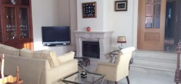 Продажа  отдельно стоящей виллы в Torremolinos 2