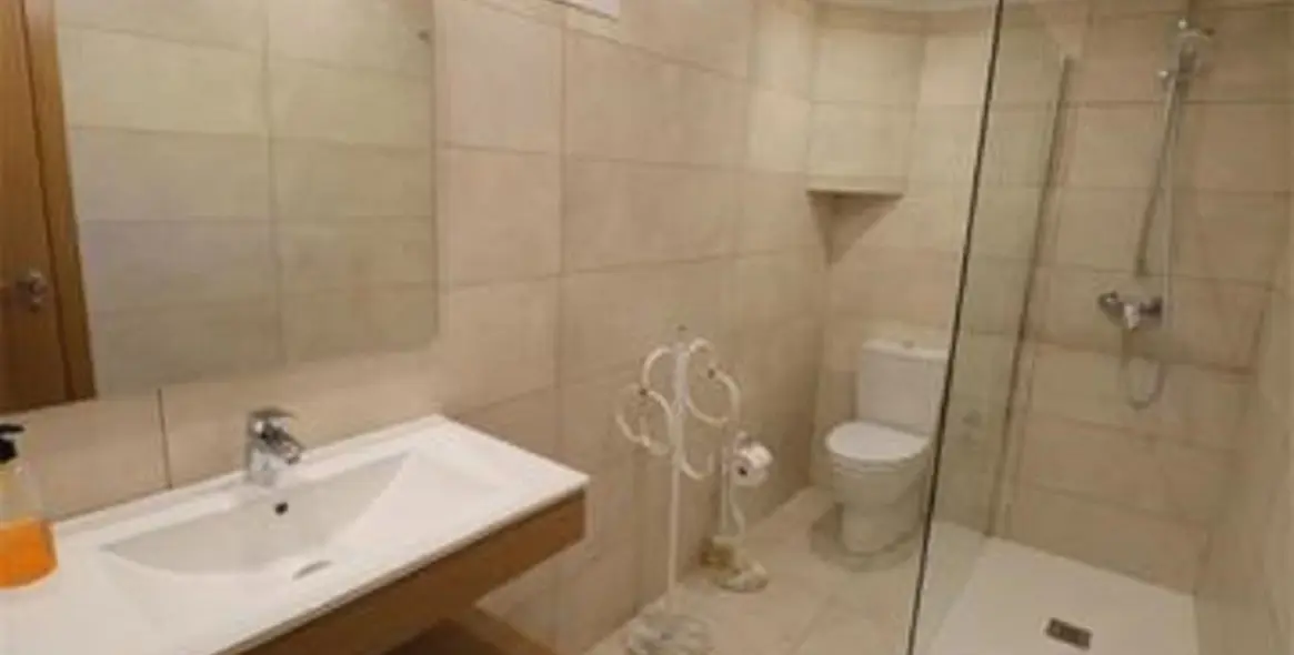 Продажа  отдельно стоящей виллы в Torremolinos 8