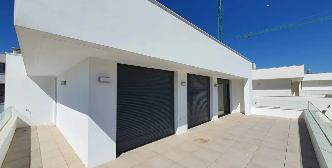 Продажа  отдельно стоящей виллы в La Duquesa 11