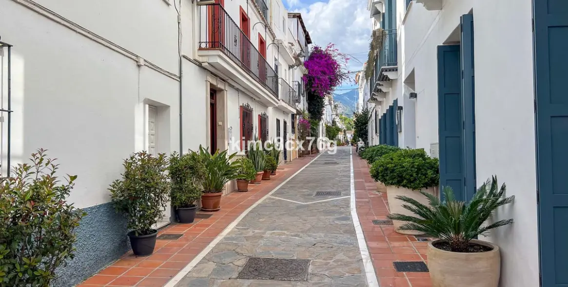 Продажа таунхауса в Marbella 1