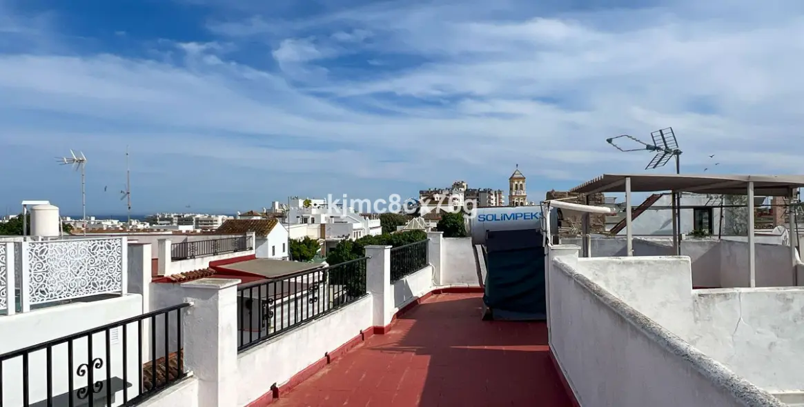 Sale of townhouse in Marbella 28