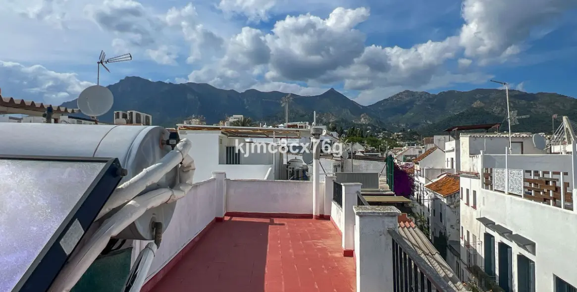 Sale of townhouse in Marbella 30
