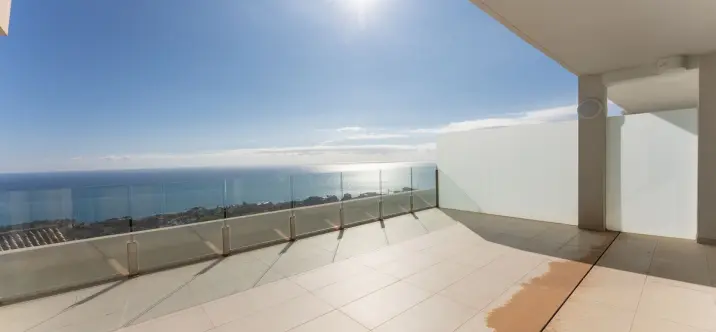 Venta de ático dúplex en Benalmadena Pueblo 1