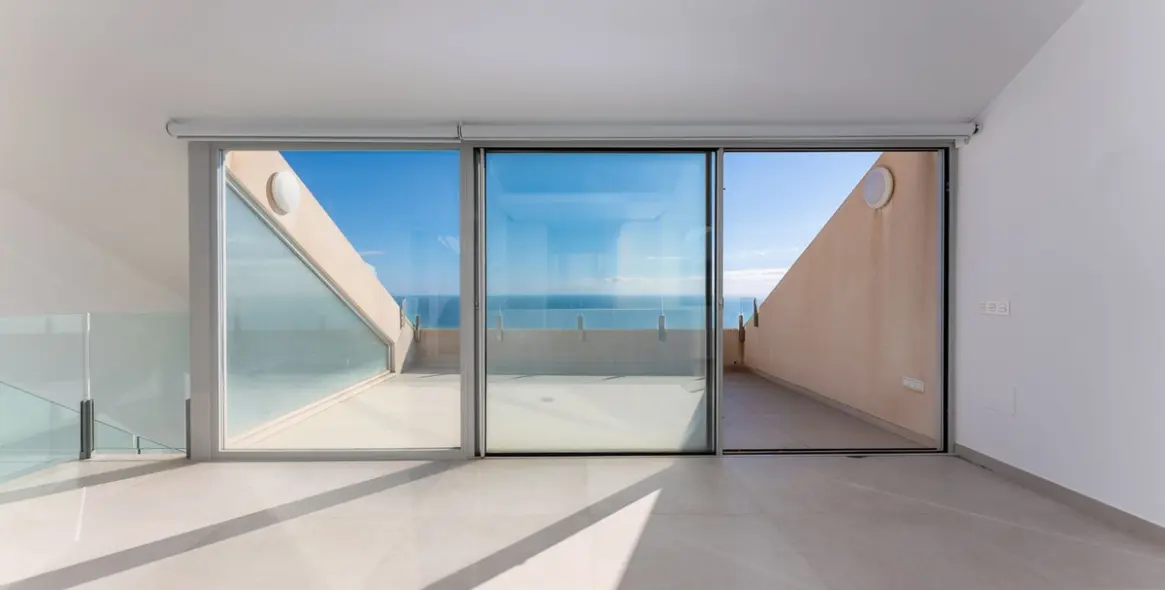 Sale of penthouse duplex in Benalmadena Pueblo 16