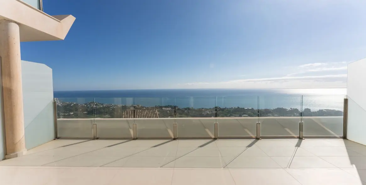 Venta de ático dúplex en Benalmadena Pueblo 26