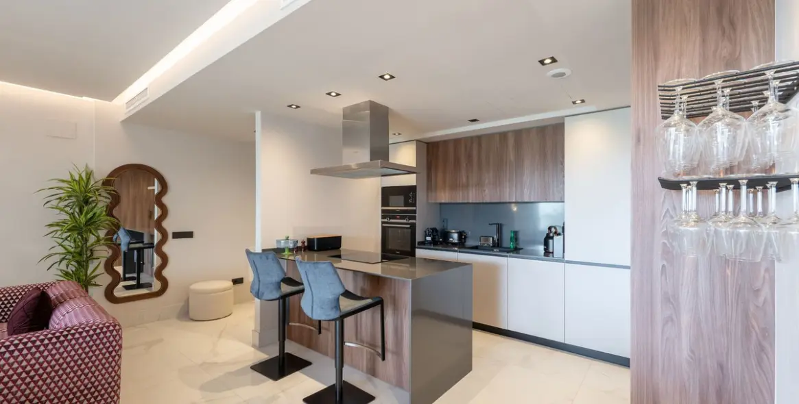 Long-term rent of middle floor apartment in San Pedro de Alcántara 2