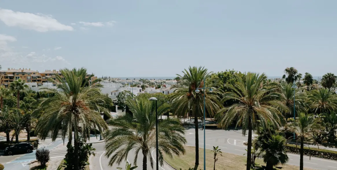 Long-term rent of middle floor apartment in San Pedro de Alcántara 10