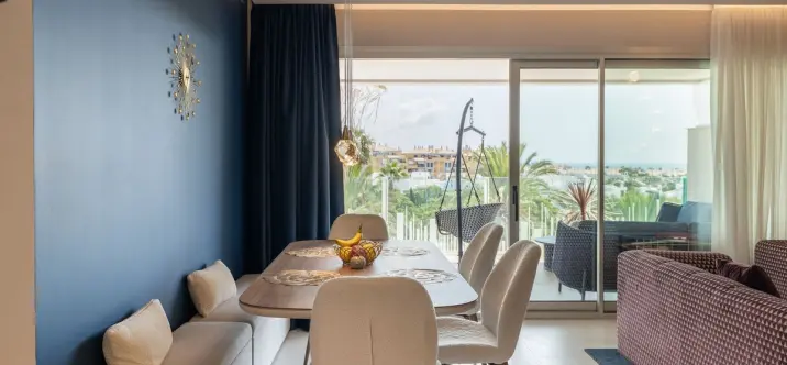 Venta de apartamento en planta media en San Pedro de Alcántara 4