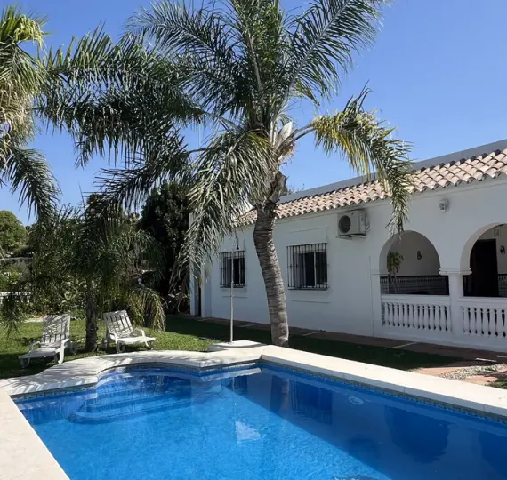 Продажа финки в Estepona