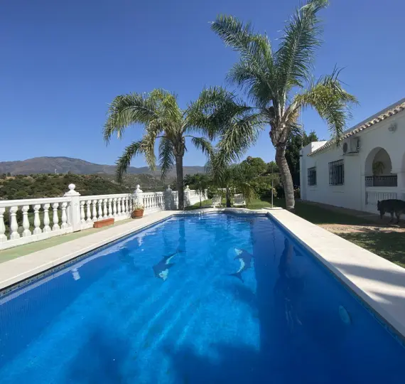 Продажа финки в Estepona