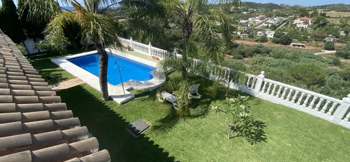 Продажа финки в Estepona 2