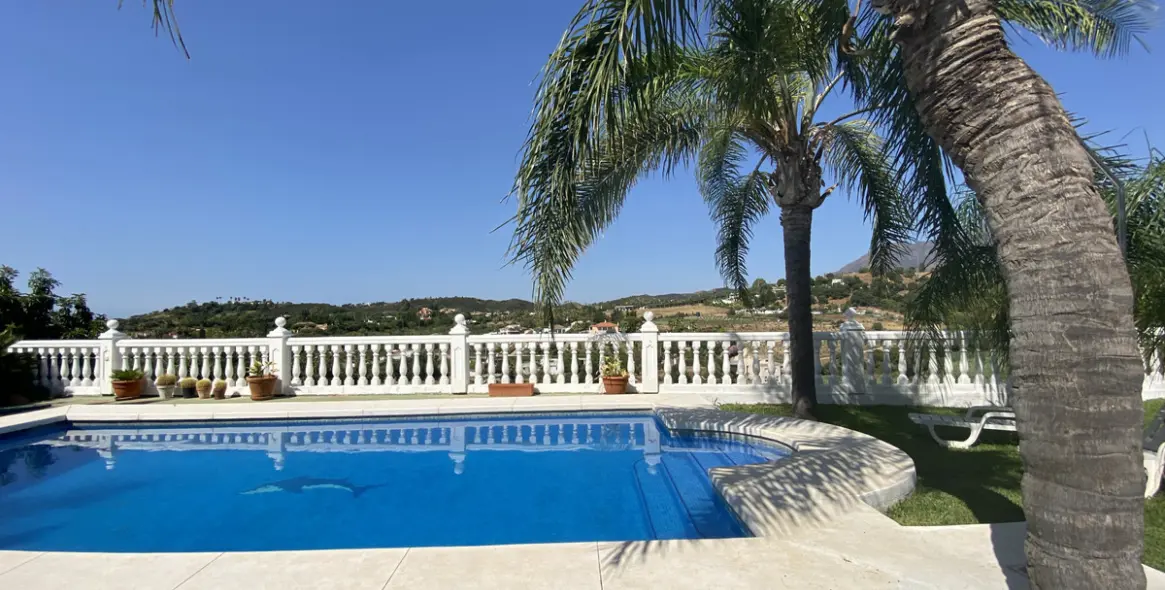 Продажа финки в Estepona 18