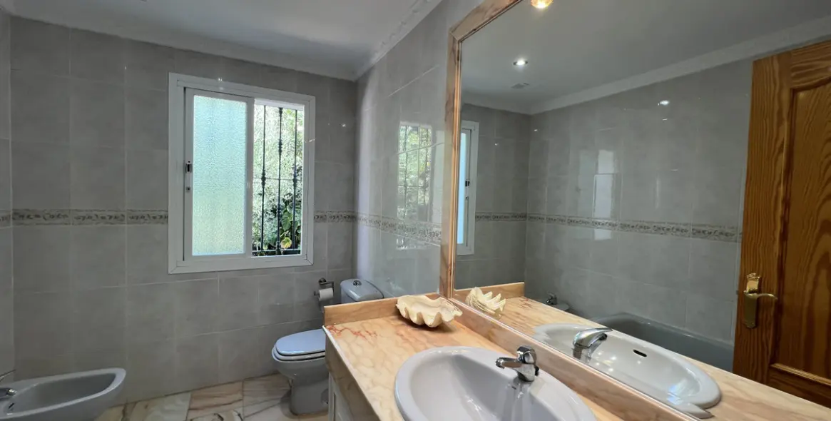 Venta de finca - cortijo en Estepona 16