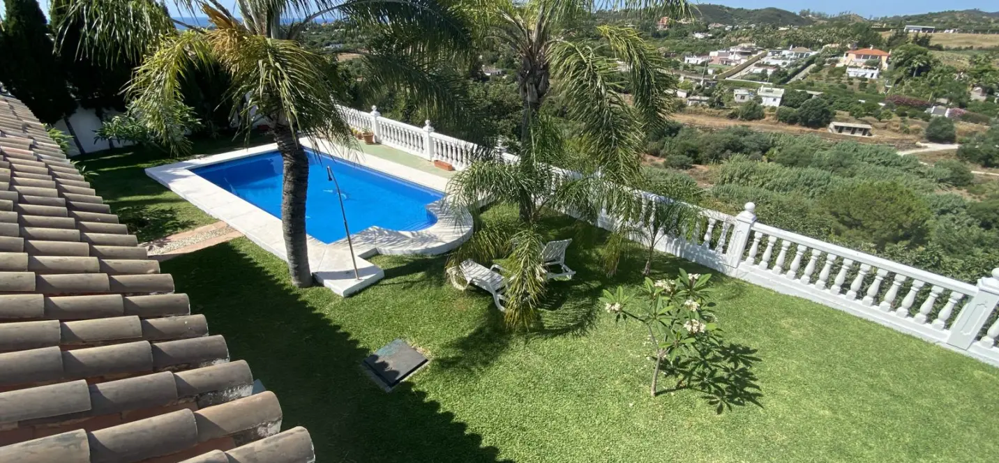 Sale of finca - cortijo in Estepona 0