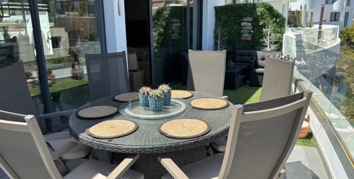 Sale of penthouse in Fuengirola (district Higueron) 3