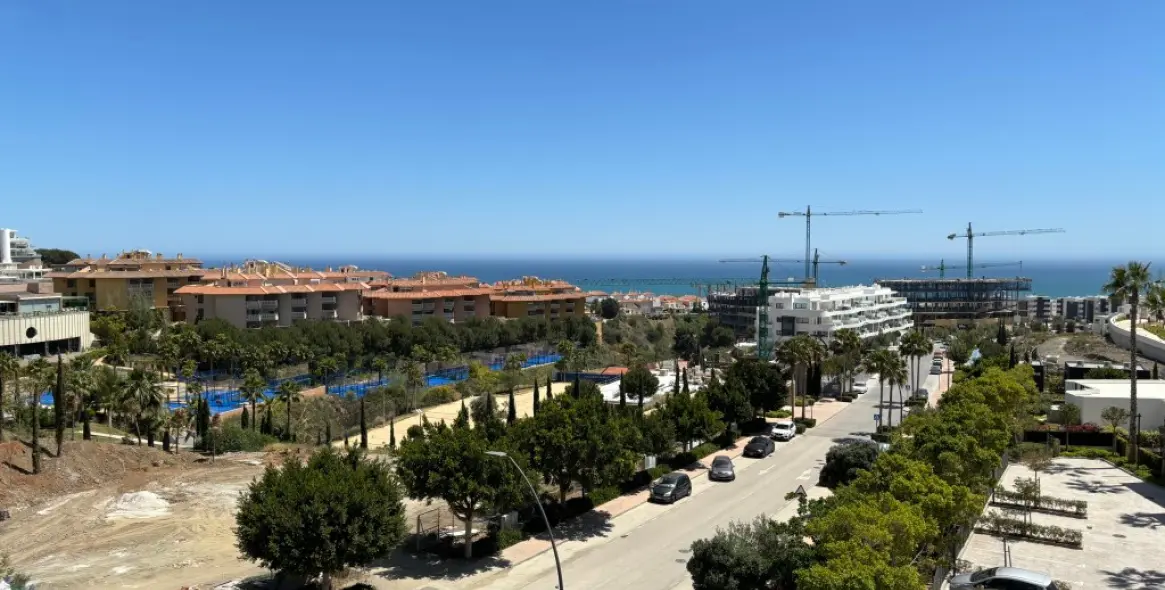 Sale of penthouse in Fuengirola (district Higueron) 9
