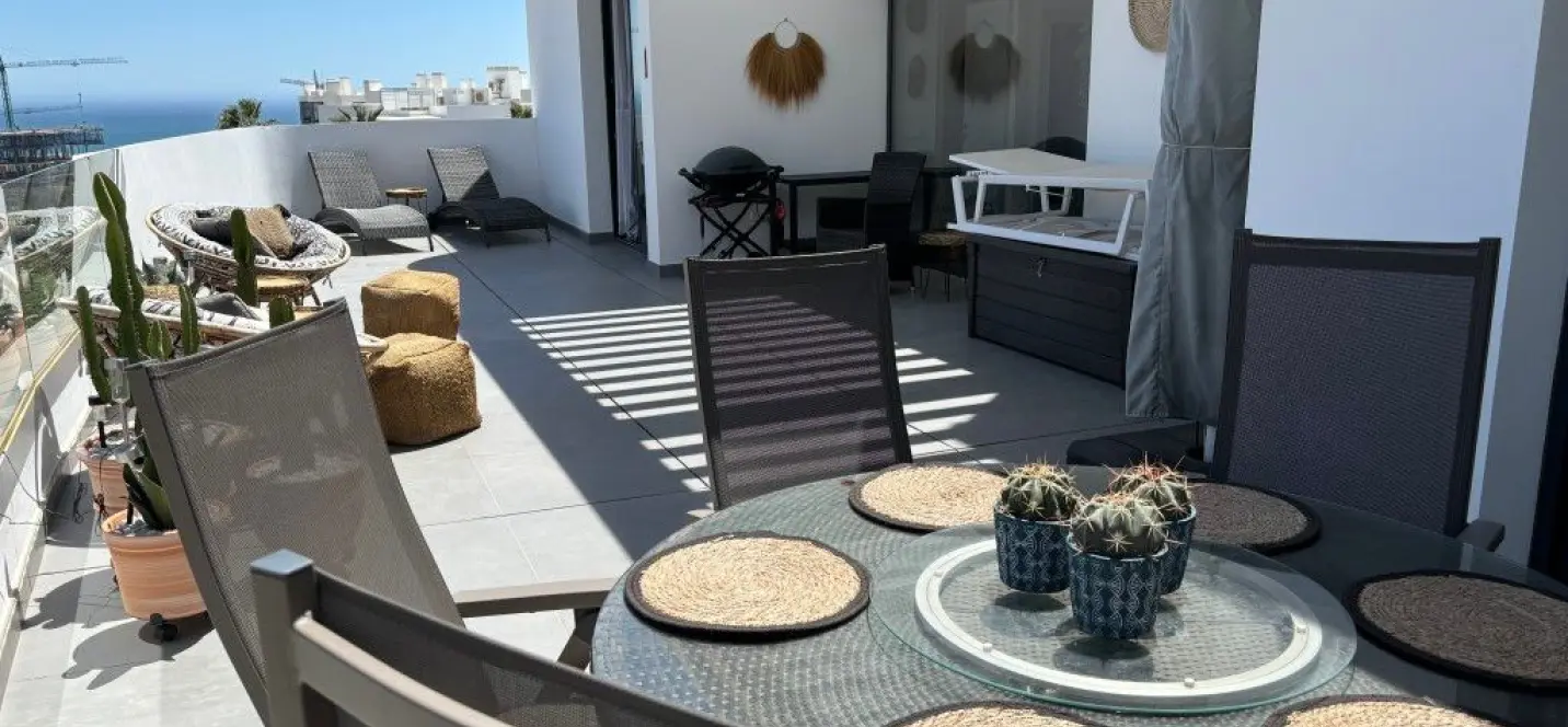 Venta de ático en Higueron 1
