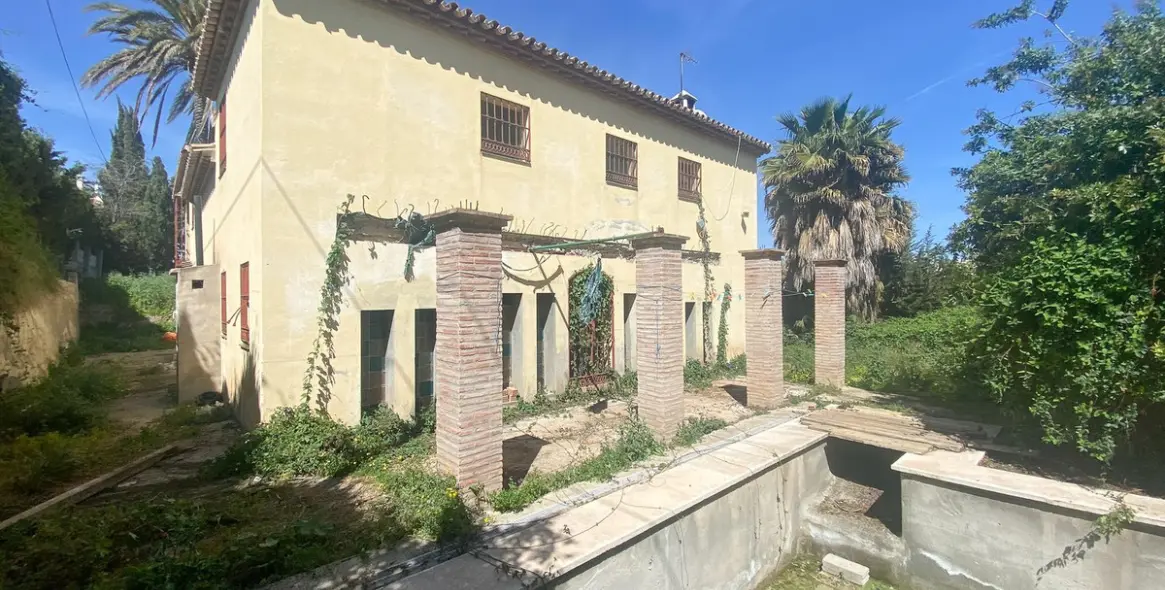 Продажа  отдельно стоящей виллы в Nueva Andalucía 1