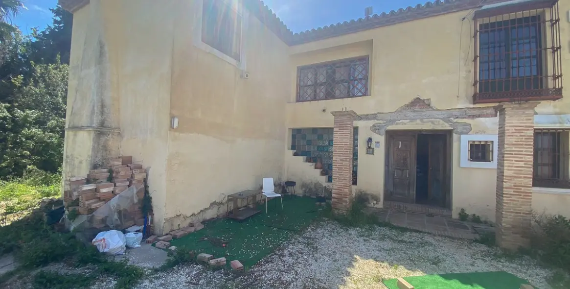 Sale of detached villa in Nueva Andalucía 22