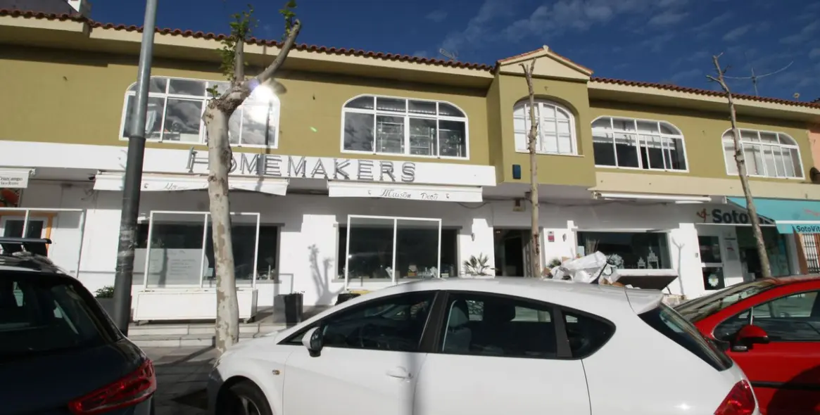 Продажа магазина в Torreguadiaro 5