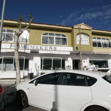 Venta de tienda en Torreguadiaro