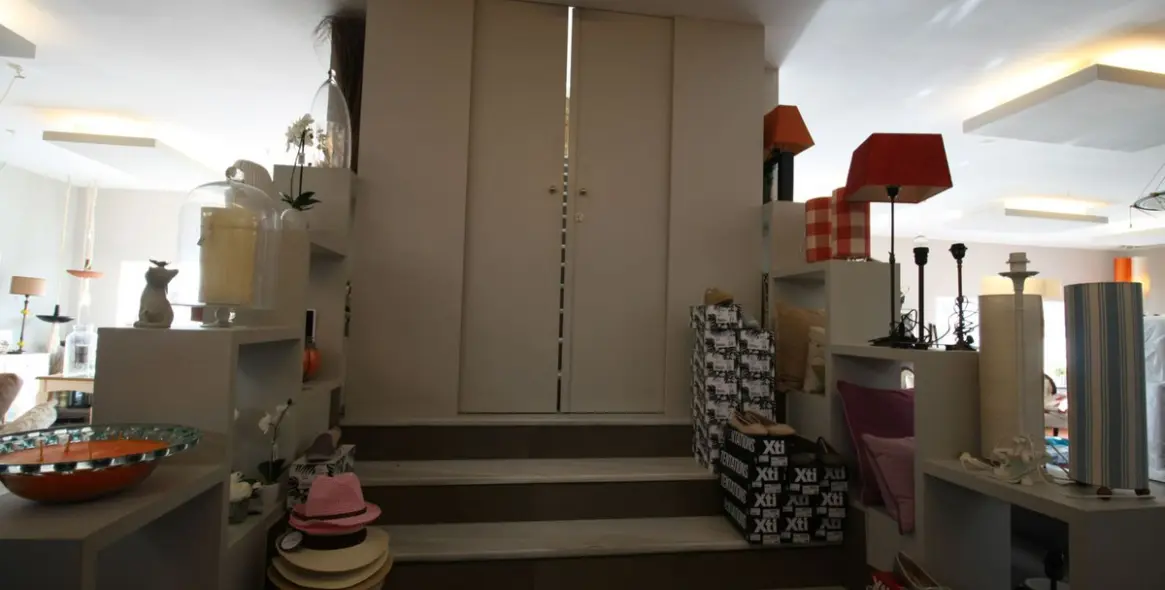 Продажа магазина в Torreguadiaro 10