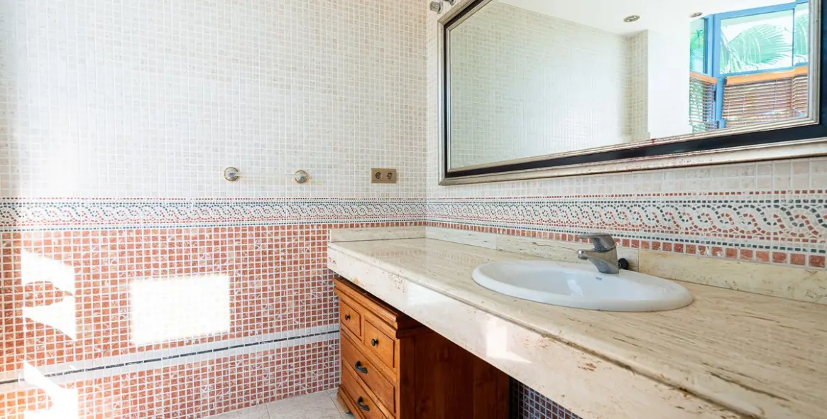 Venta de ático dúplex en Torrequebrada 23