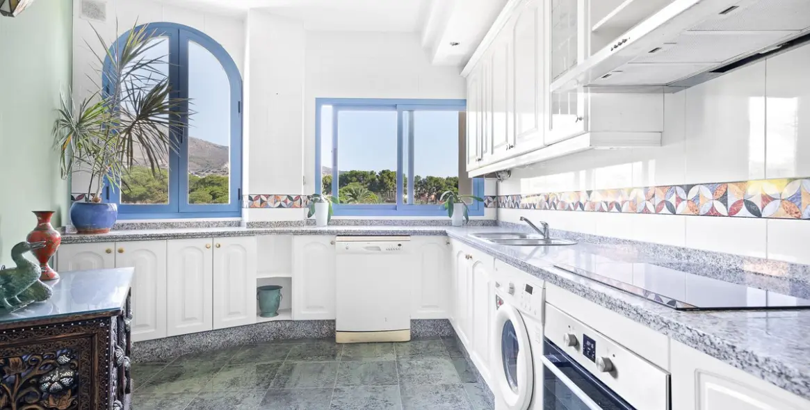 Venta de ático dúplex en Torrequebrada 25