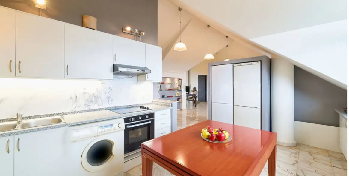 Venta de ático dúplex en Torrequebrada 37