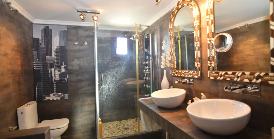 Продажа апартаментов на среднем этаже в Puerto Banús 21