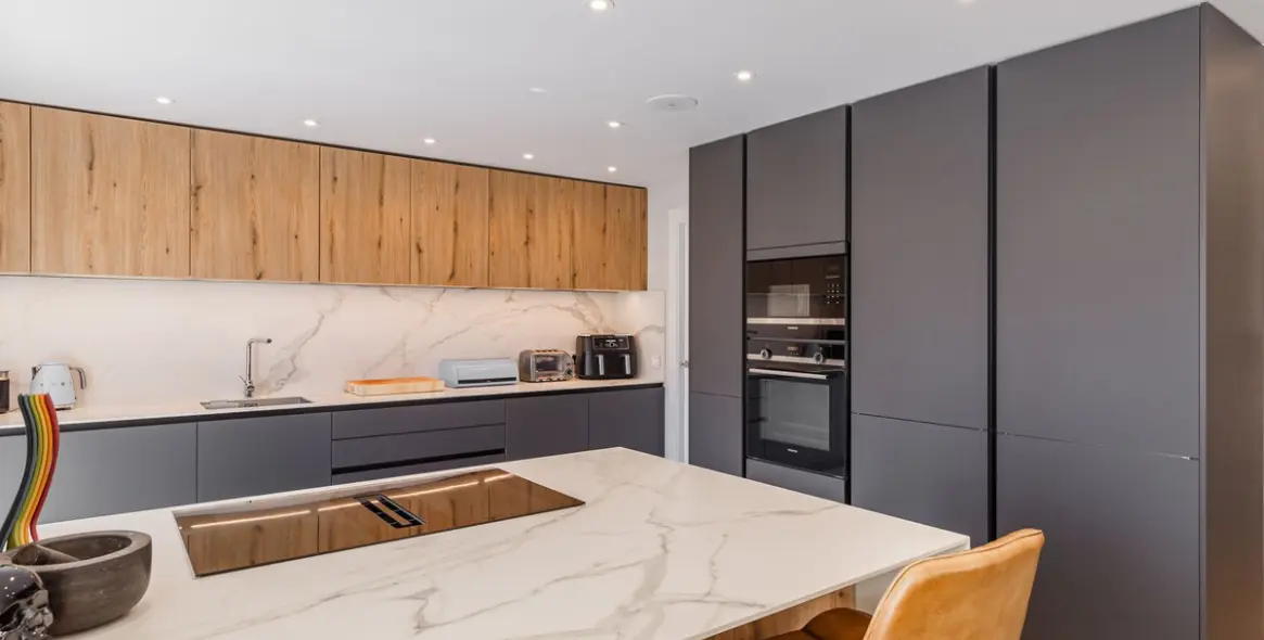 Sale of middle floor apartment in Marbella 4