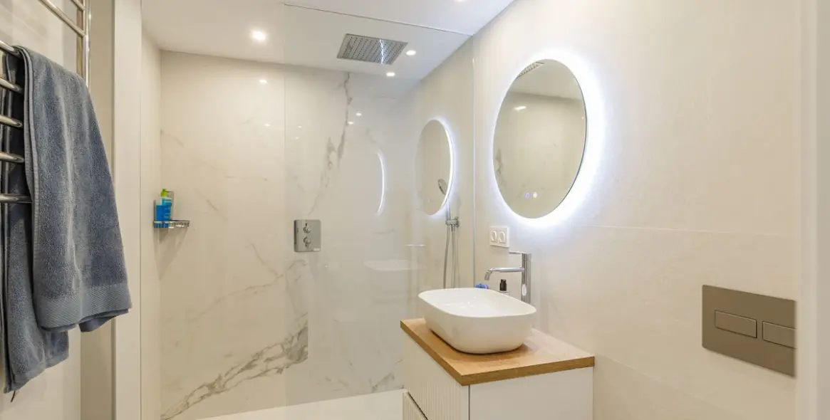 Sale of middle floor apartment in Marbella 14