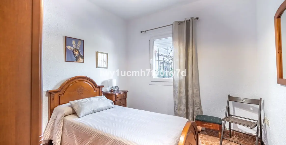 Sale of detached villa in Málaga 21