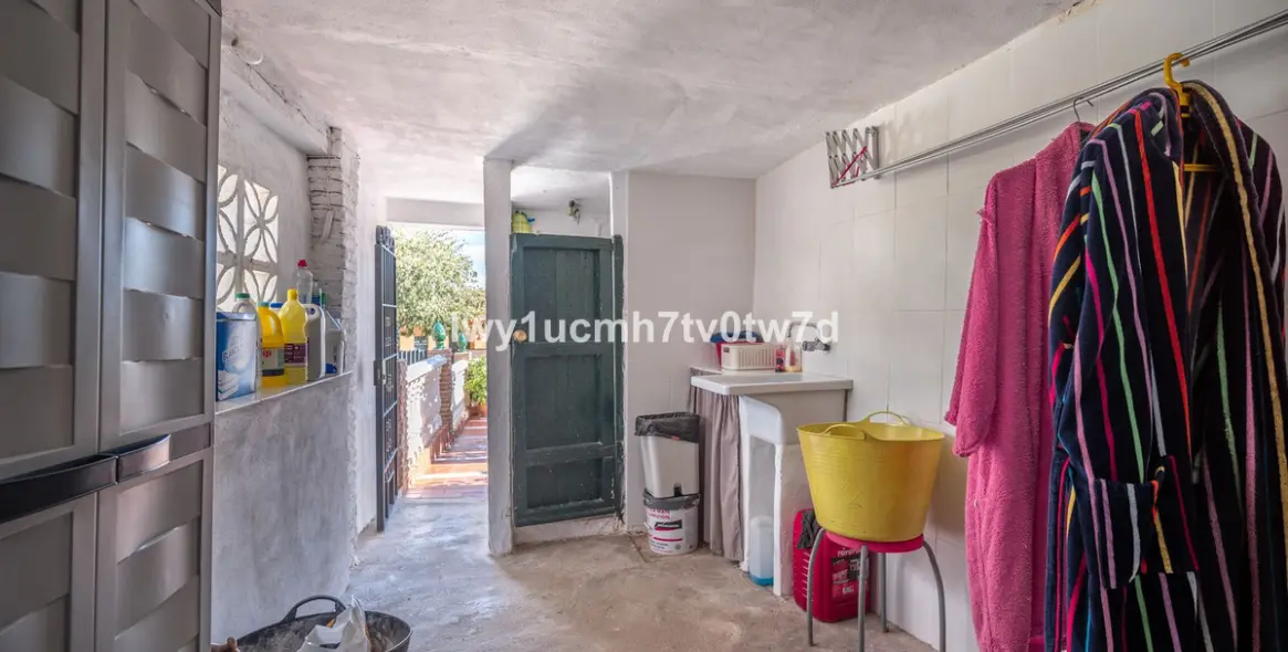 Sale of detached villa in Málaga 22