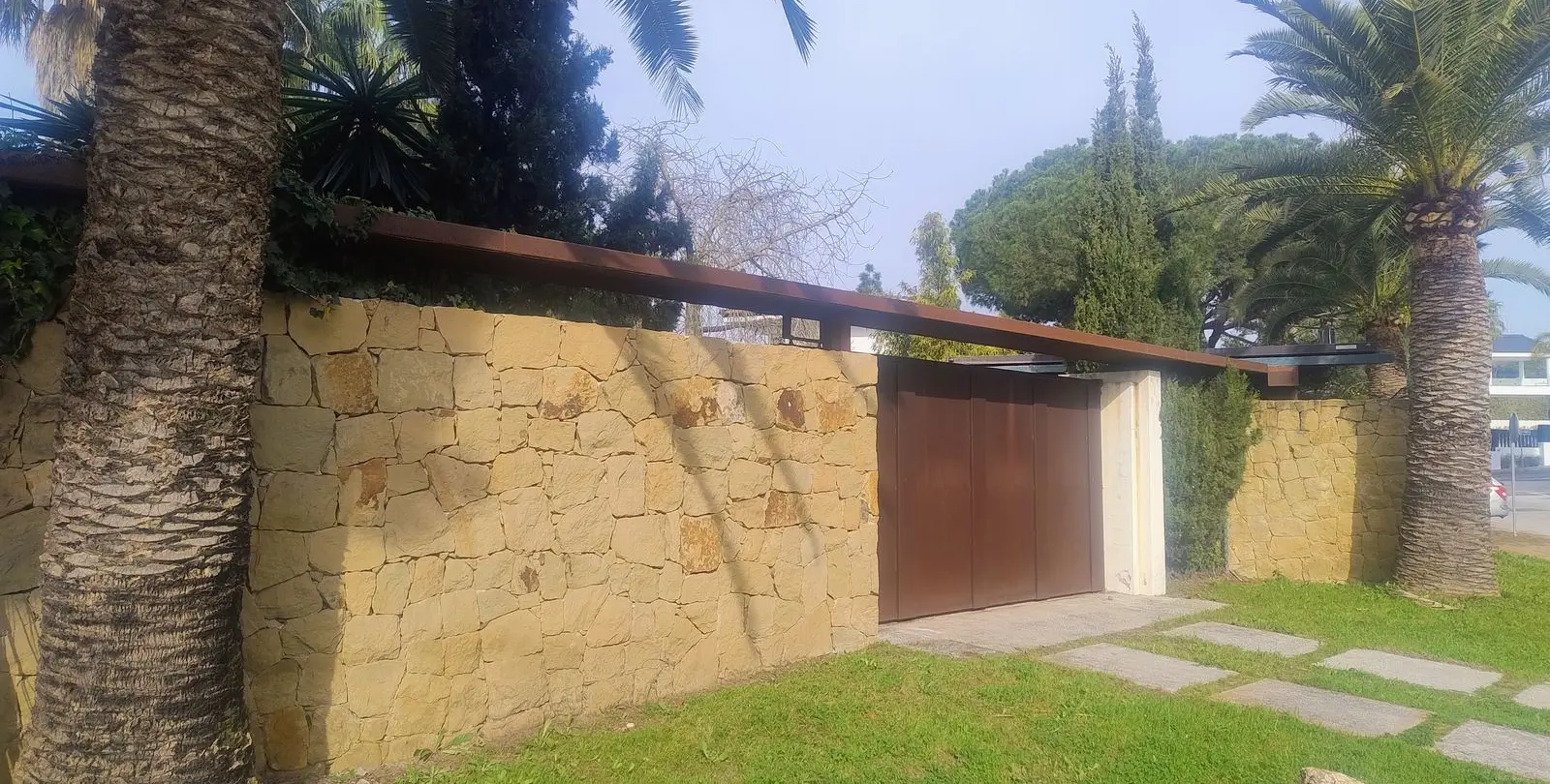 Продажа  жилого участка в Hacienda Las Chapas 13