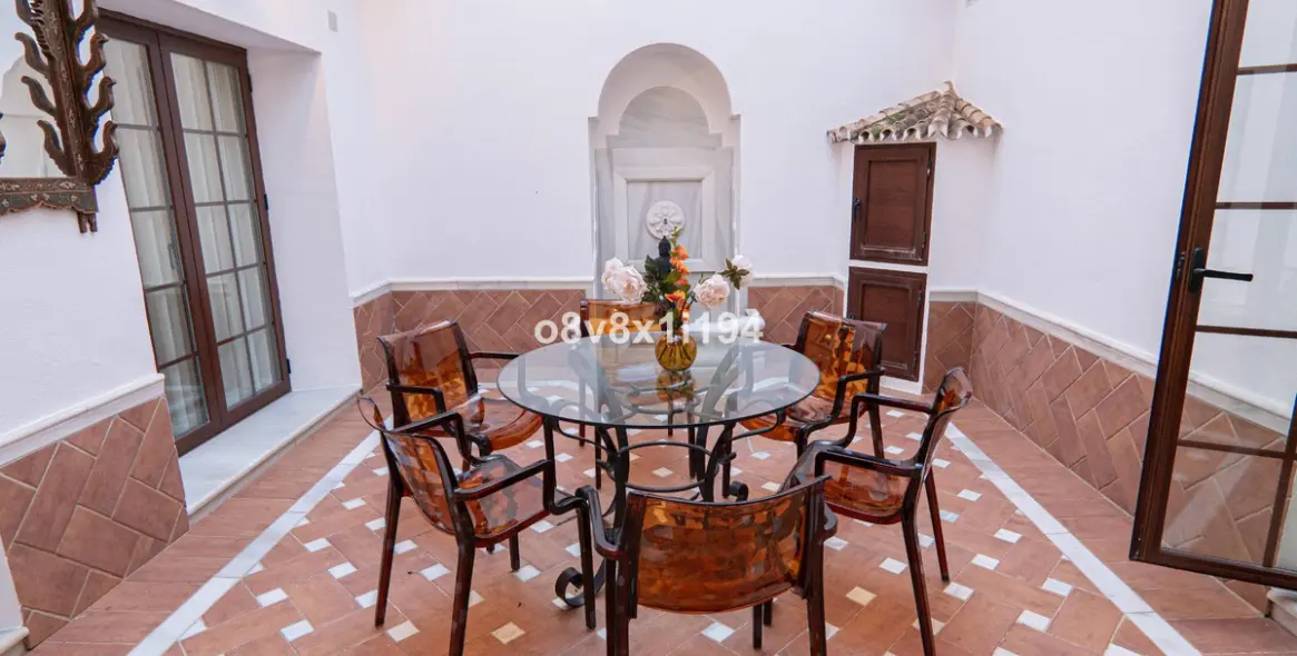 Продажа  отдельно стоящей виллы в Fuengirola 11