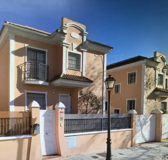 Oтдельно стоящая вилла R4981741