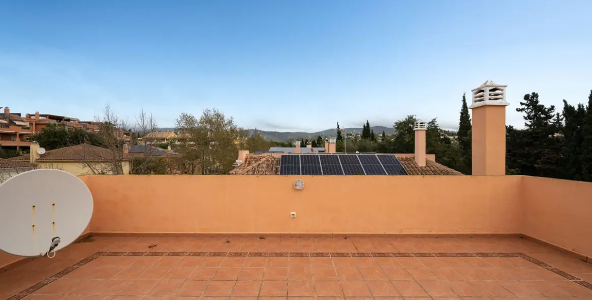 Venta de villa independiente en Elviria 24