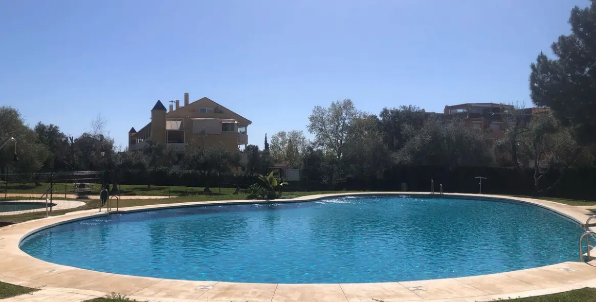 Venta de villa independiente en Elviria 39