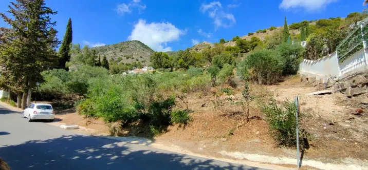 Продажа  жилого участка в Benalmadena Pueblo 3