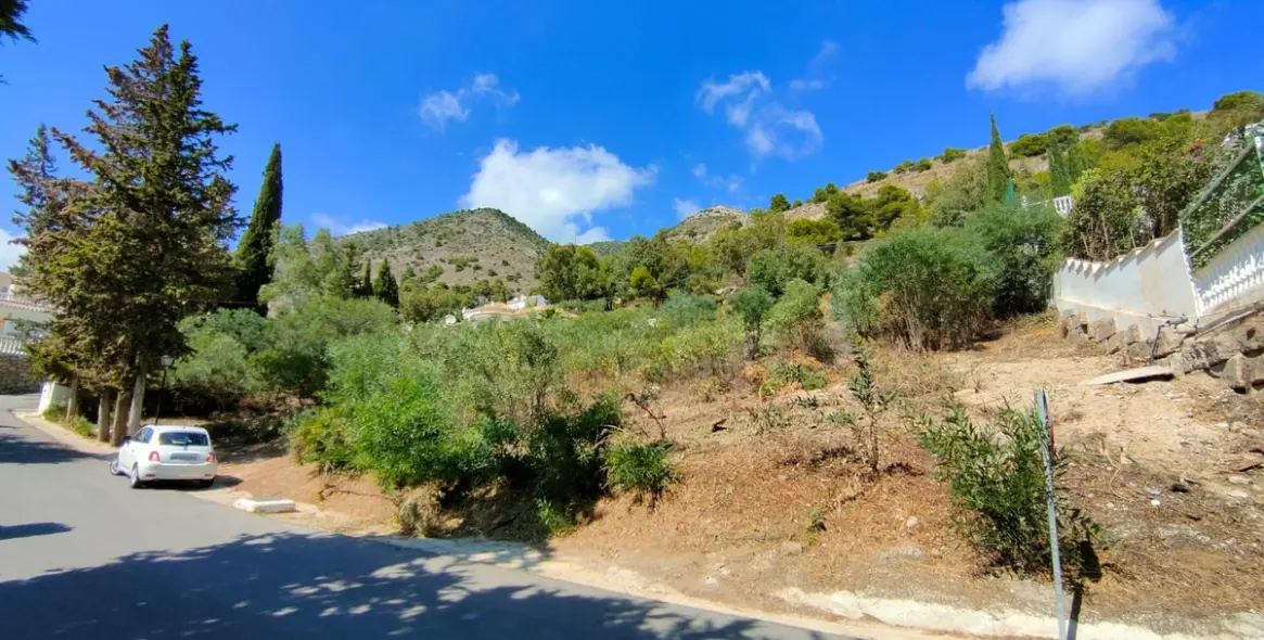 Продажа  жилого участка в Benalmadena Pueblo 6