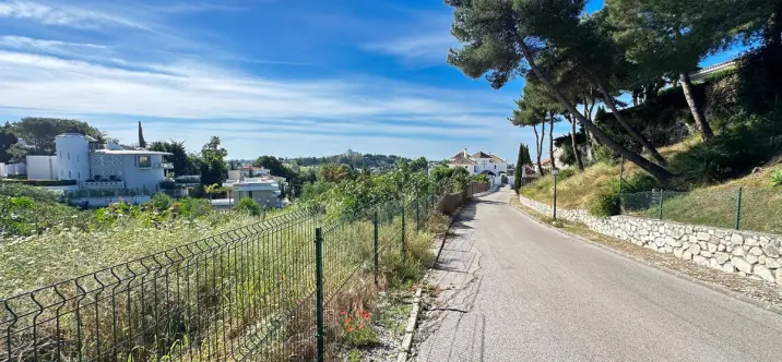 Venta de parcela residencial en El Paraiso 4