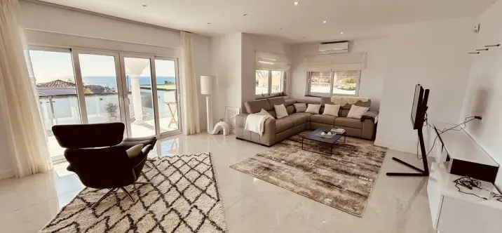 Venta de villa independiente en La Duquesa 3